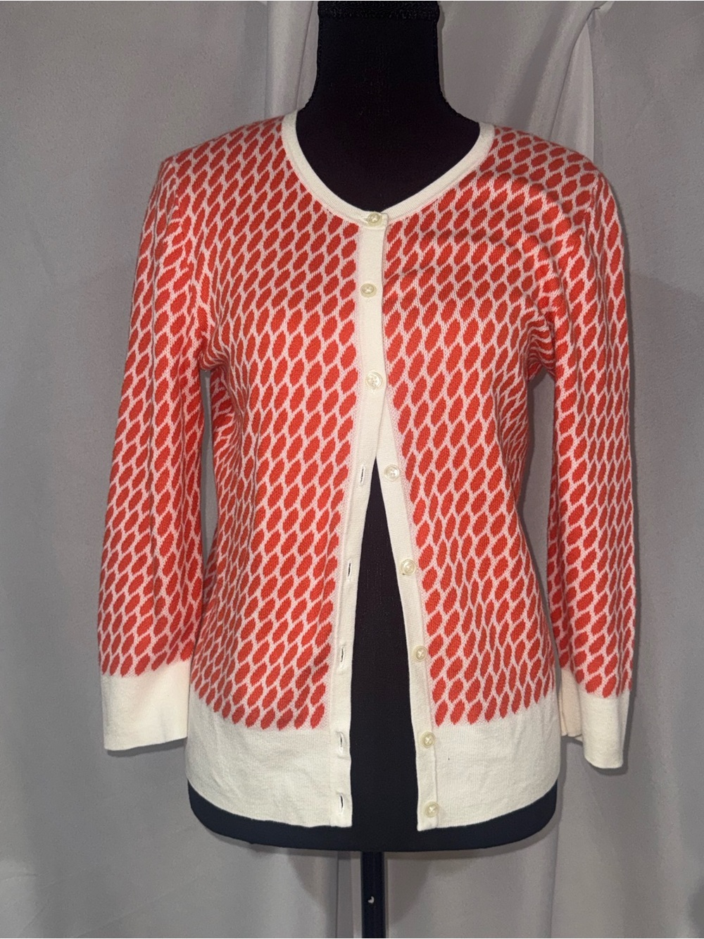 Ann Taylor Coral and Cream Geometric Button Cardigan